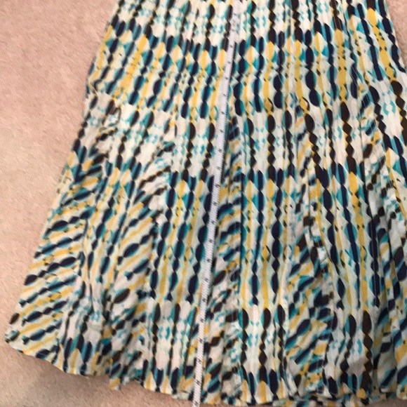 Midi skirt 💃🏻💃🏻 - Picture 8 of 8